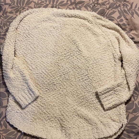 Doe & Rae super soft star sweater - Picture 4 of 5